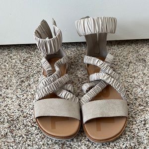 NWOT Women’s Ella II Ankle Strap Sandal